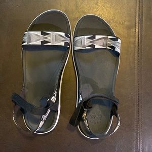 Teva Terra-Float Nova Sandal NWT